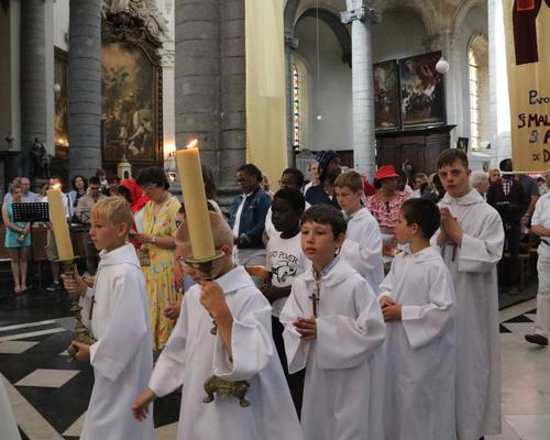 1706_Célébration de l'Eucharistie 15
