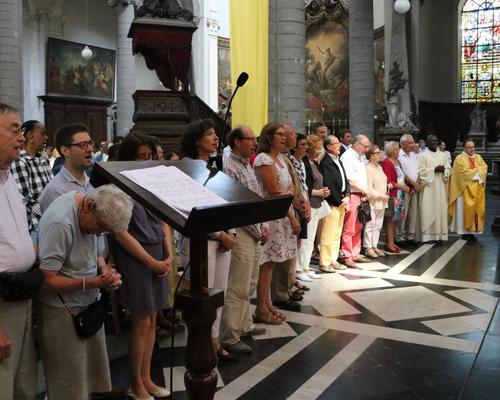 1706_Célébration de l'Eucharistie 41