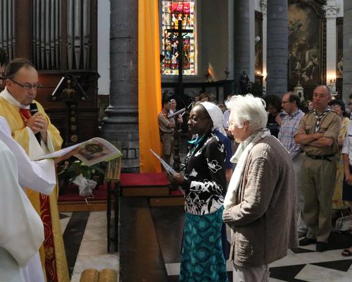 1706_Célébration de l'Eucharistie 45