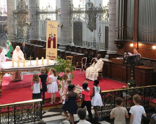 1706_Célébration de l'Eucharistie 55