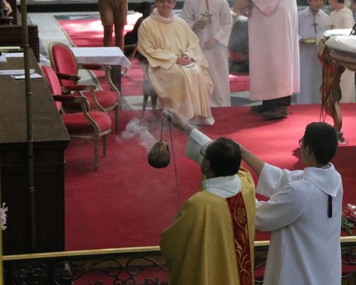 1706_Célébration de l'Eucharistie 60