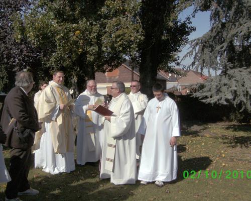 2010-10-03-inauguration Croix de Ste Therese1