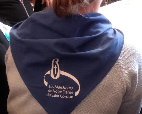 14 Le foulard des "Marcheurs"