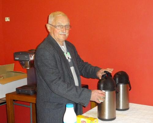 du bon café servi par Mr Leblanc