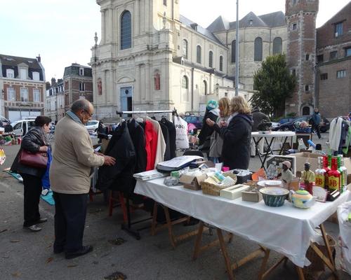 brocante 2017 sur le parvis  ( (4)