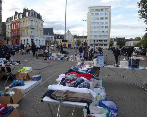 brocante 2017 sur le parvis ( (2)