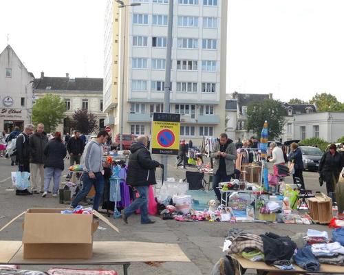 brocante 2017 sur le parvis ( (11)