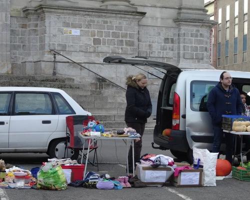 brocante 2017 sur le parvis (1)