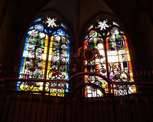 vitraux de la cathédrale Saint Cyr/Sainte Julitte