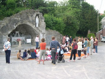 Grotte b&eacute;nie d'Honnecourt