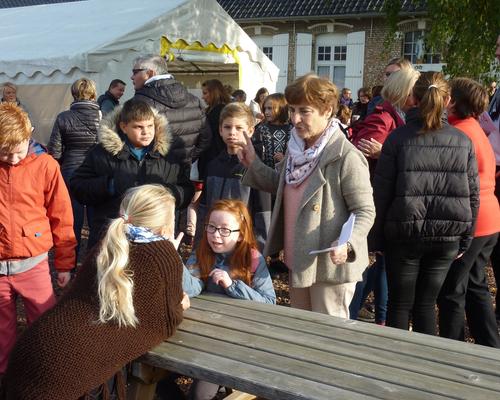 Les enfants se retrouvent ......