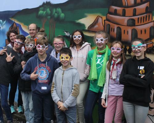 équipe projecteurs avec ses lunettes