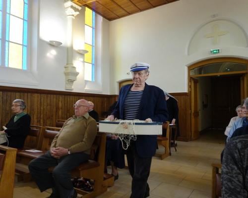résident représentant le père(marin, péri en mer) de Jeanne Jugan 