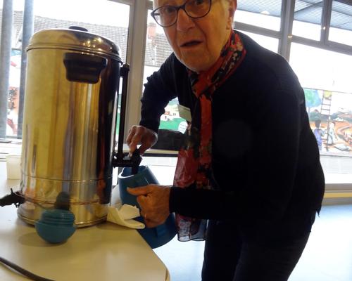 Café, quand tu nous tiens.....
