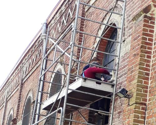 Renovation vitraux Briquette (0)