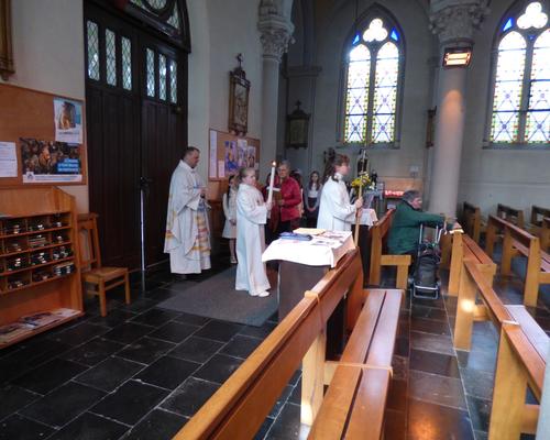 1eres communions Neuville 2018 (1)