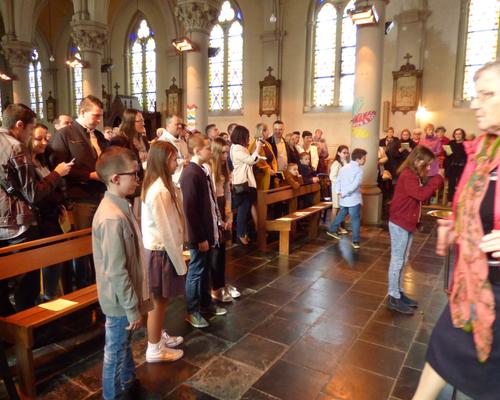1eres communions Neuville 2018 (6)