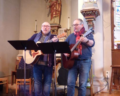 1eres communions Neuville 2018 (17)