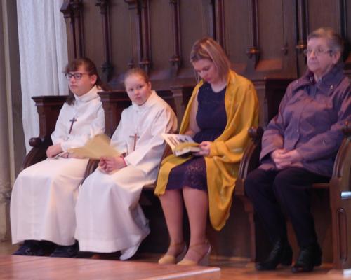 1eres communions Neuville 2018 (19)