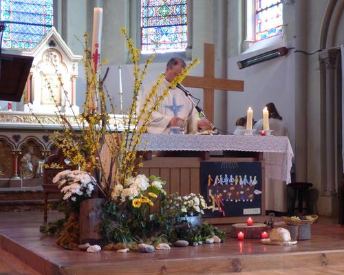 1eres communions Neuville 2018 (33)