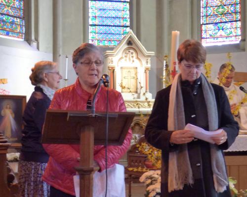 1eres communions Neuville 2018 (24)