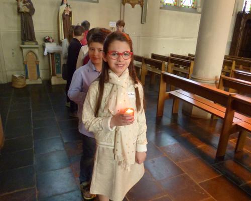 1eres communions Neuville 2018 (26)