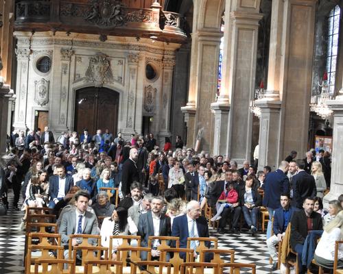 1eres communions 2018 cathedrale (47)