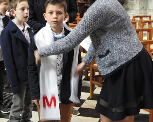 1eres communions 2018 cathedrale (54)