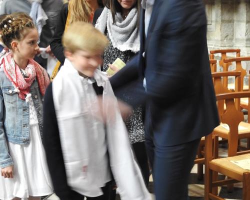 1eres communions 2018 cathedrale (56)