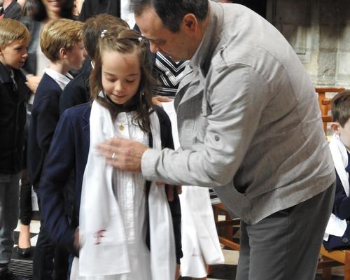 1eres communions 2018 cathedrale (60)