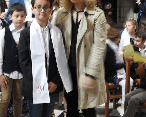 1eres communions 2018 cathedrale (84)