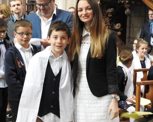1eres communions 2018 cathedrale (85)