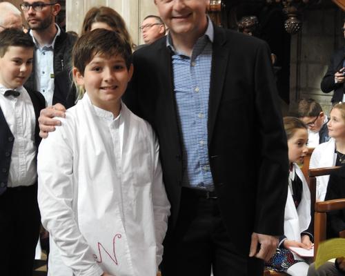 1eres communions 2018 cathedrale (90)