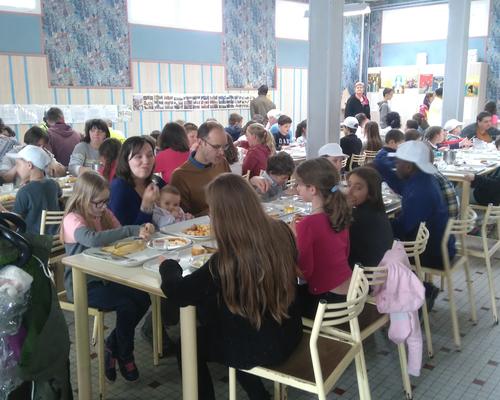 Un bon repas au self