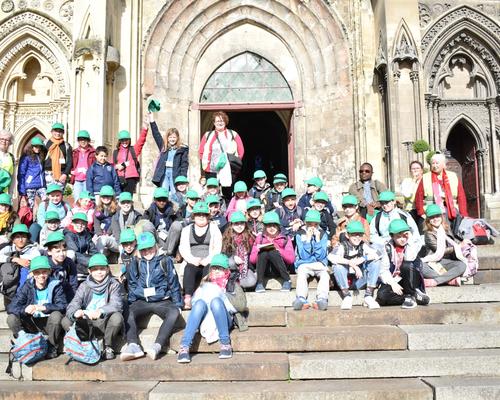 bus 11