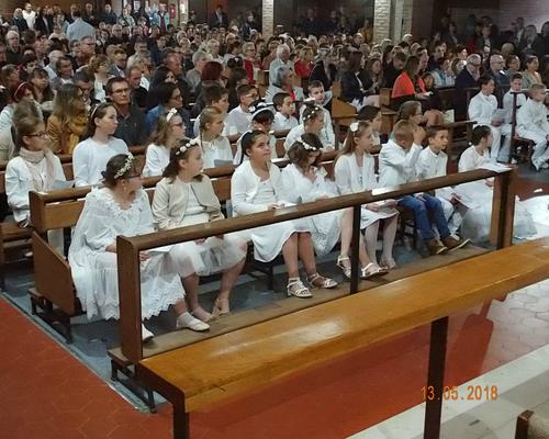 13-05-2018-1ere communion (15)