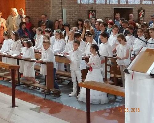 13-05-2018-1ere communion (45)