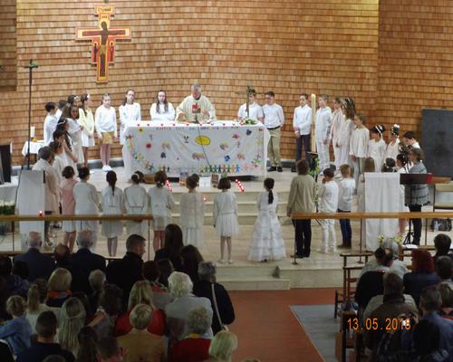 13-05-2018-1ere communion (59)