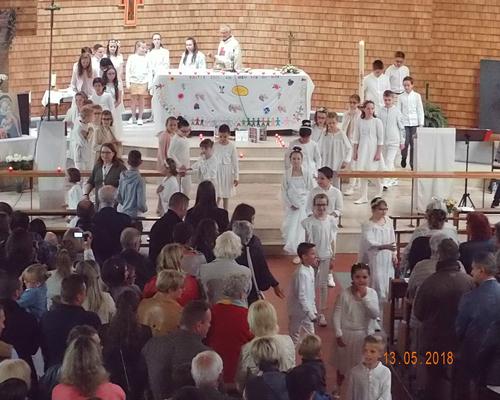 13-05-2018-1ere communion (65)