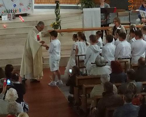 13-05-2018-1ere communion (95)