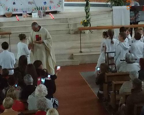 13-05-2018-1ere communion (96)