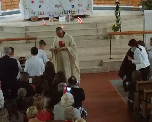 13-05-2018-1ere communion (98)