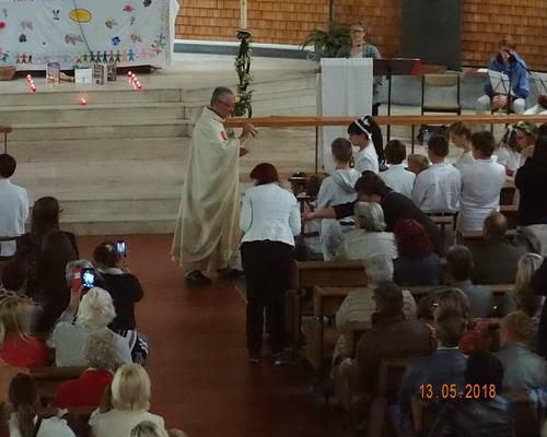 13-05-2018-1ere communion (99)