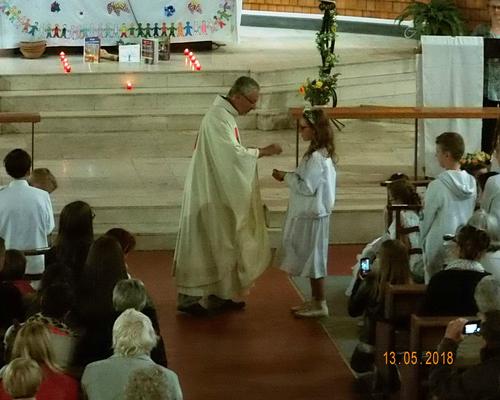 13-05-2018-1ere communion (104)