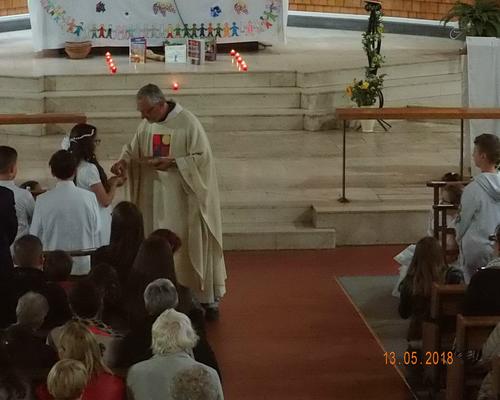 13-05-2018-1ere communion (105)