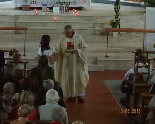 13-05-2018-1ere communion (115)