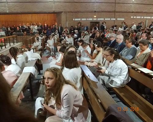13-05-2018-1ere communion (123)