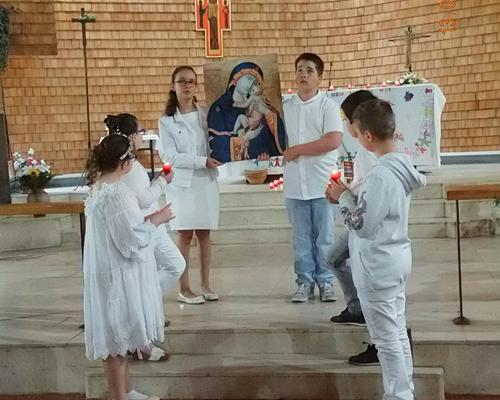 13-05-2018-1ere communion (132)