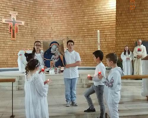 13-05-2018-1ere communion (133)