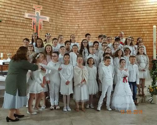 13-05-2018-1ere communion (137)
